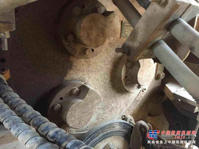 江西出售转让二手2800小时2013年龙工LG833B装载机