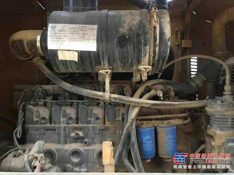 江西出售转让二手2800小时2013年龙工LG833B装载机