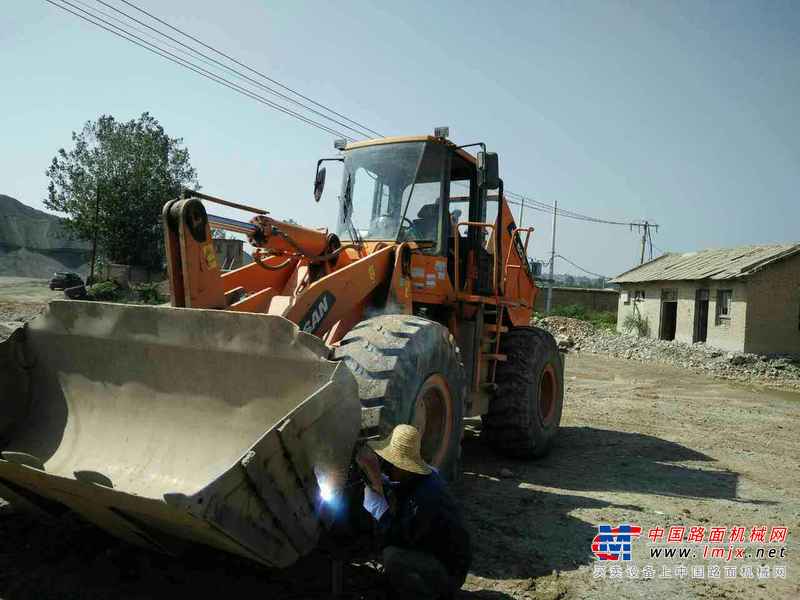 陕西出售转让二手3000小时2012年斗山DL503装载机