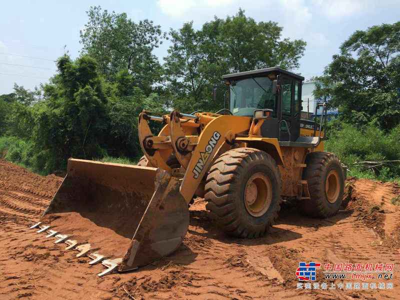 江西出售转让二手4800小时2013年晋工JGM757装载机