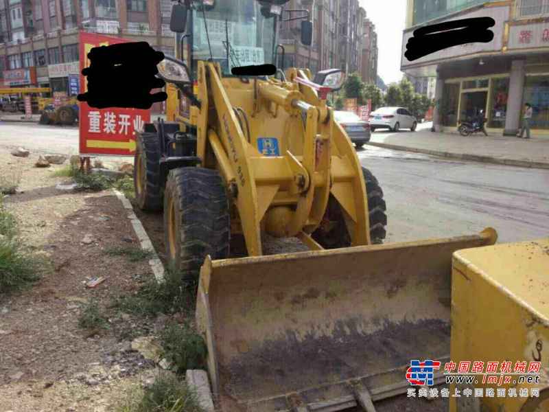 云南出售转让二手600小时2016年宏宇926装载机