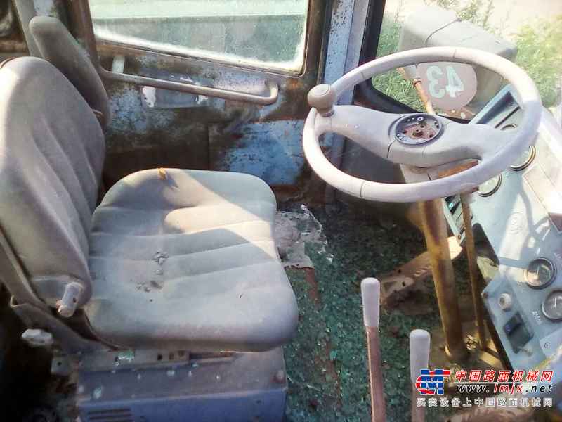 江西出售转让二手8963小时2004年柳工CLG852装载机