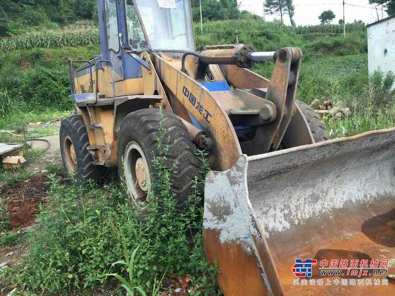 贵州出售转让二手6500小时2009年龙工LG833装载机