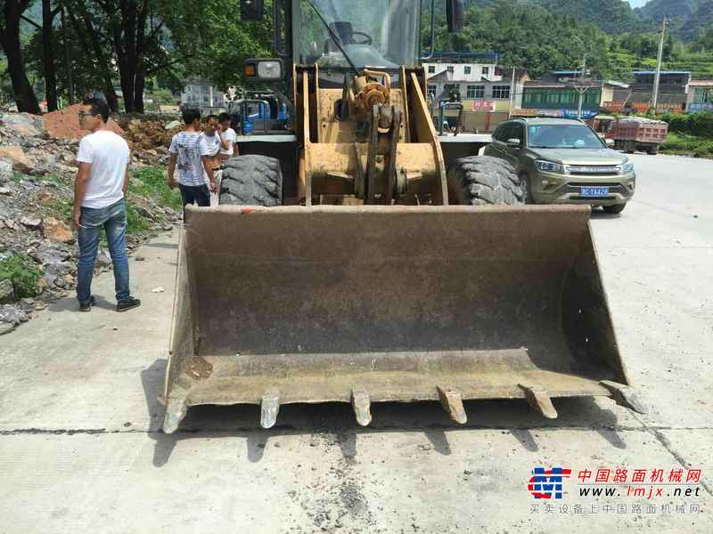 贵州出售转让二手5400小时2012年龙工LG833B装载机