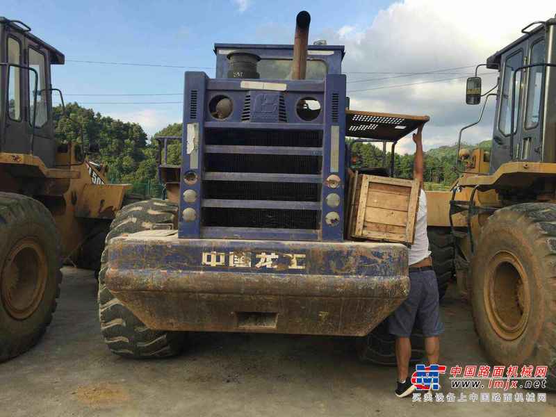 贵州出售转让二手8800小时2009年龙工LG855装载机