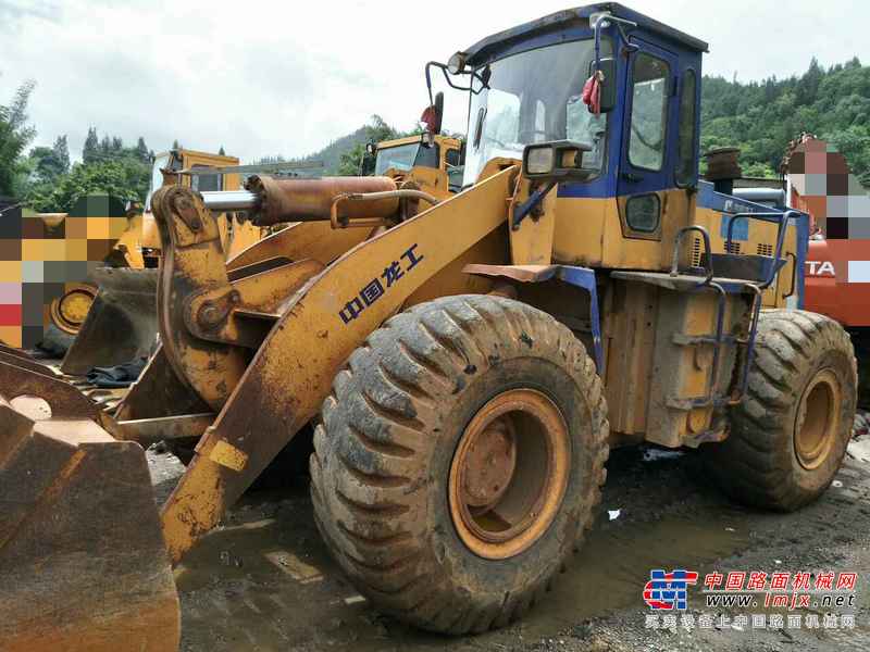 贵州出售转让二手10200小时2009年龙工LG855装载机