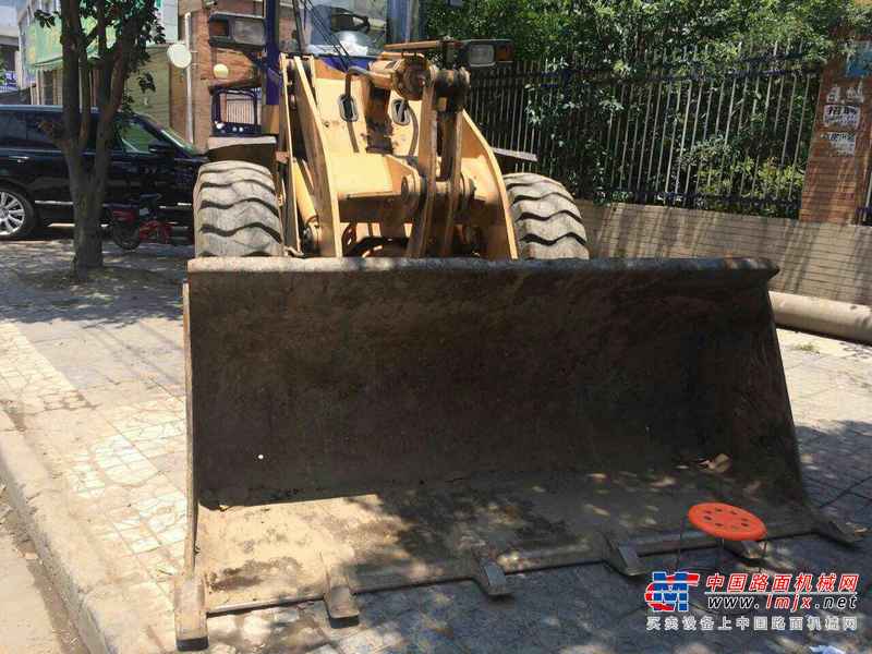 陕西出售转让二手1500小时2009年龙工LG833装载机