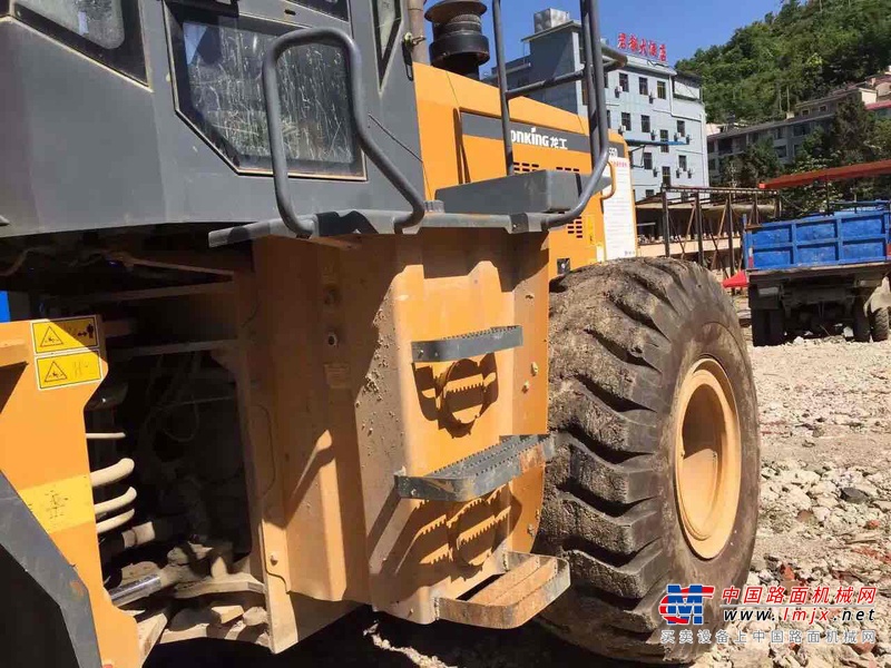 贵州出售转让二手1800小时2011年龙工LG855D装载机