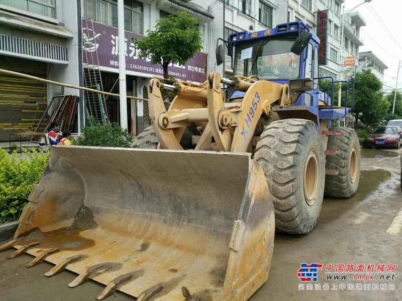 贵州出售转让二手7800小时2009年厦虎XH953装载机