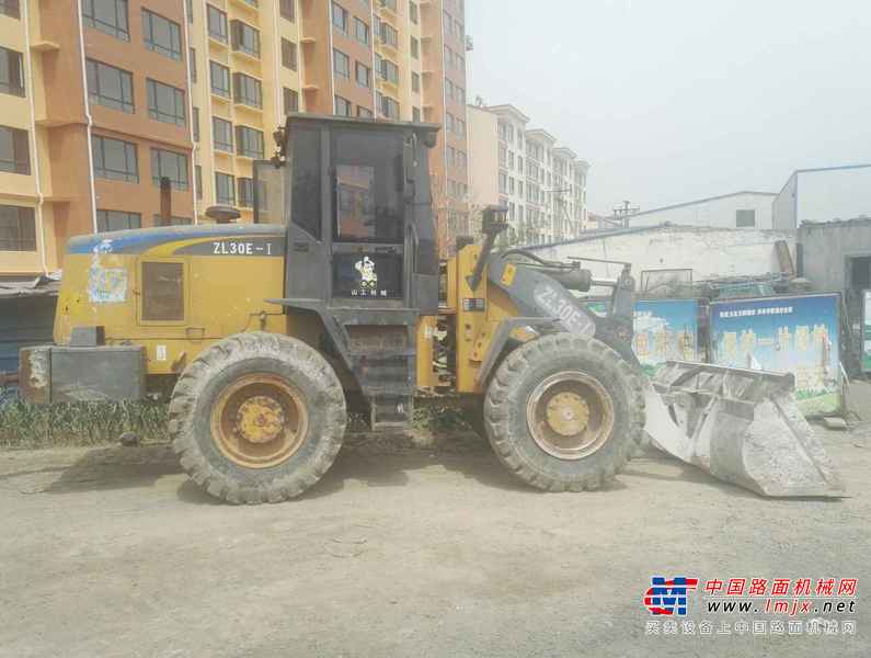 山东出售转让二手5000小时2011年山工ZL30E装载机