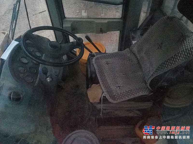 甘肃出售转让二手8300小时2009年龙工LG855B装载机