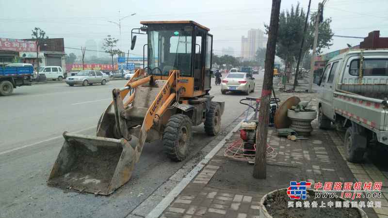 山西出售转让二手5000小时2010年柳工CLG812C装载机