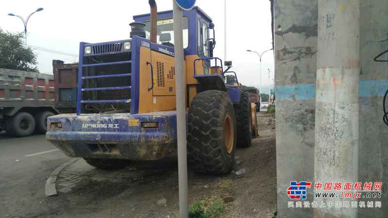 山西出售转让二手5800小时2011年龙工LG850D装载机