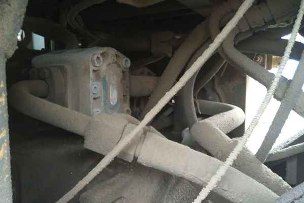 山西出售转让二手8800小时2005年龙工ZL50D装载机