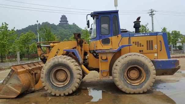 江西出售转让二手8800小时2009年龙工LG850装载机