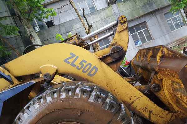 江西出售转让二手12000小时2007年龙工ZL50D装载机