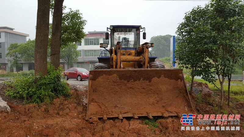 江西出售转让二手8000小时2009年龙工LG850装载机