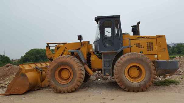 江西出售转让二手2000小时2015年龙工LG850D装载机