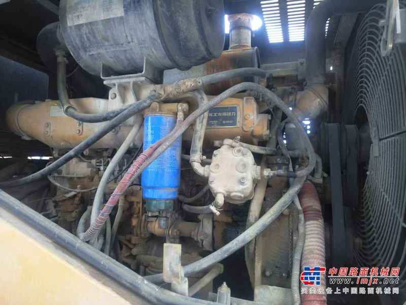 甘肃出售转让二手7500小时2011年龙工LG855B装载机