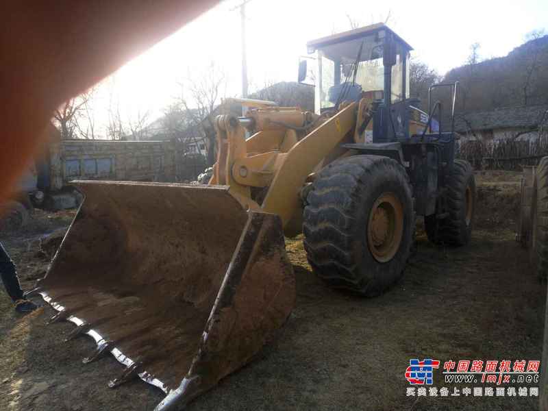 陕西出售转让二手8888小时2009年山工SEM650装载机