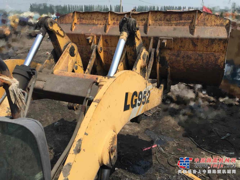 山西出售转让二手6000小时2007年临工LG952装载机