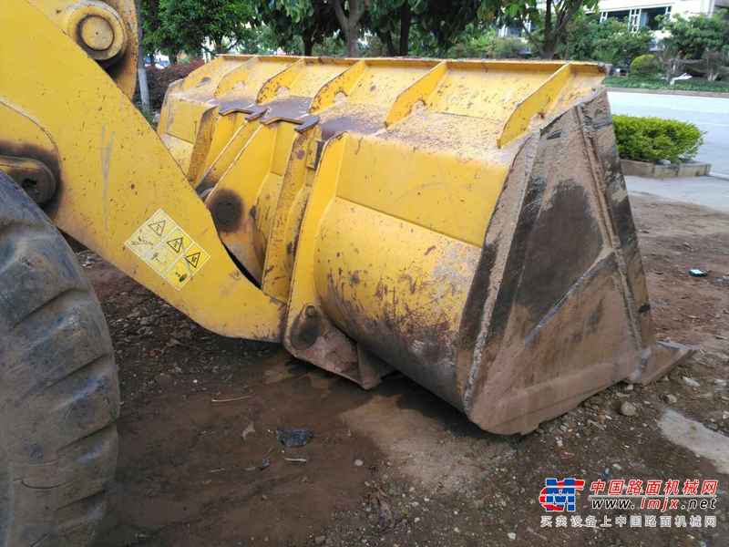 云南出售转让二手3600小时2013年柳工CLG855装载机
