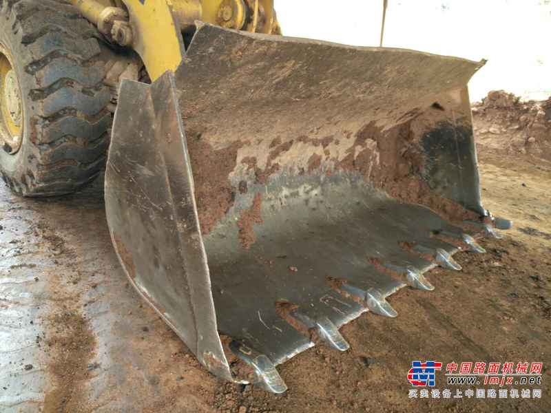 云南出售转让二手6800小时2011年柳工CLG835装载机
