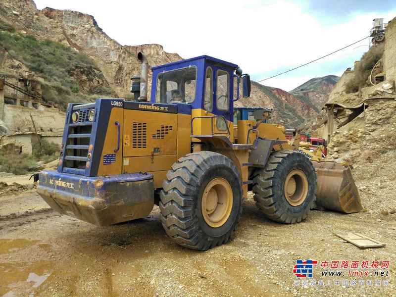 云南出售转让二手4800小时2010年龙工LG850装载机