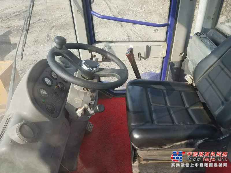 四川出售转让二手1000小时2015年龙工LG853DH装载机