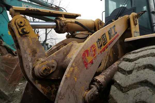 四川出售转让二手8000小时2011年成工CG955装载机
