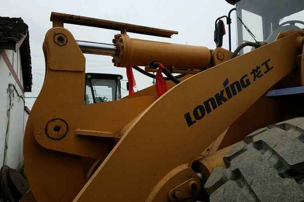 四川出售转让二手1200小时2015年龙工LG853DH装载机