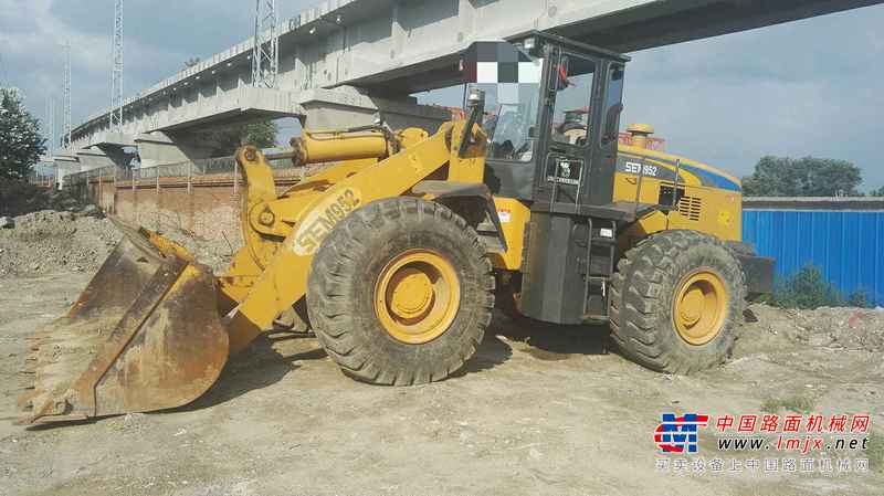 山西出售转让二手7500小时2008年山工SEM952装载机