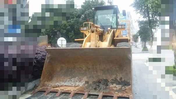 广西出售转让二手2700小时2013年柳工CLG856装载机