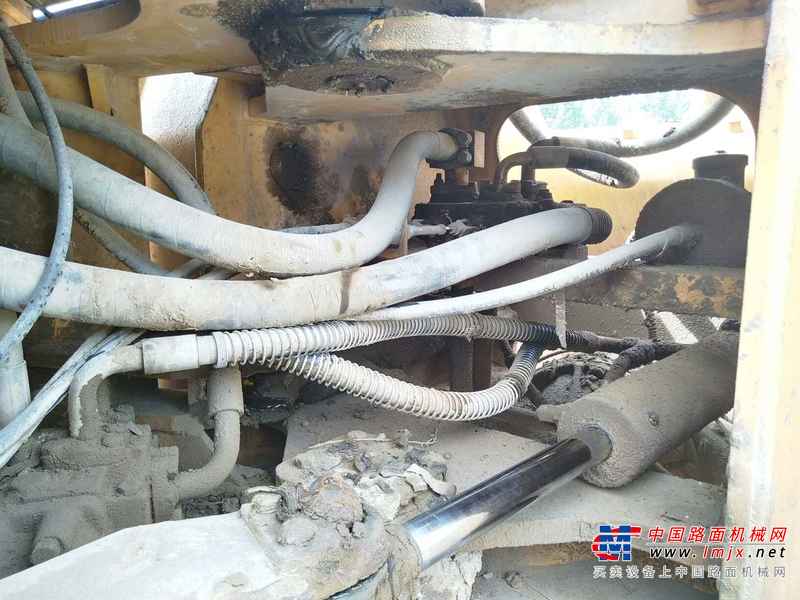 河南出售转让二手6500小时2010年柳工CLG855装载机