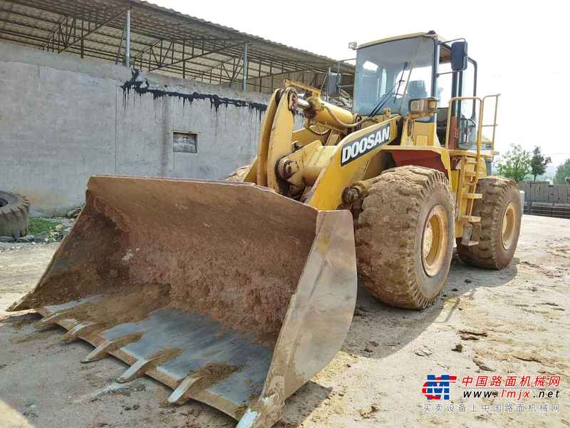 河南出售转让二手3000小时2010年斗山DL505装载机