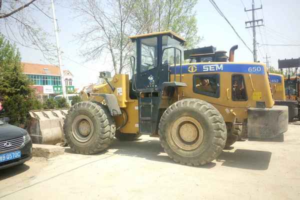 山东出售转让二手6500小时2010年山工SEM650装载机