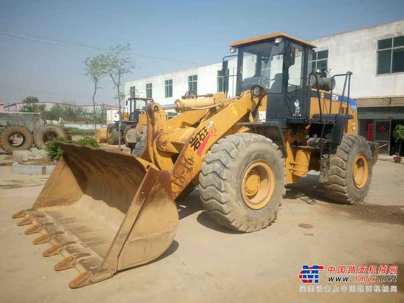 山东出售转让二手4000小时2011年山工SEM650B装载机