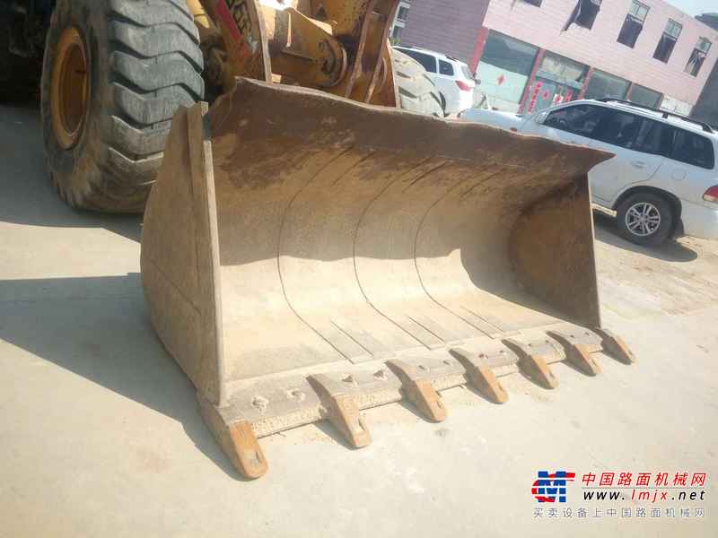 山东出售转让二手4000小时2011年山工SEM650B装载机