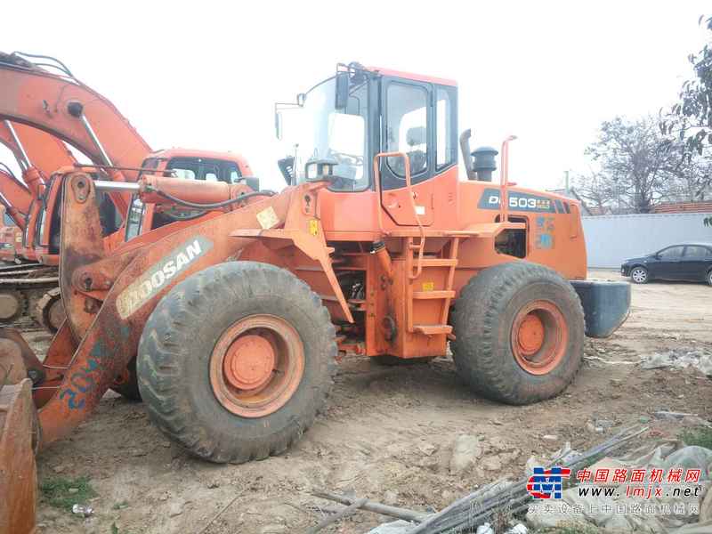 山东出售转让二手6500小时2011年斗山DL503装载机