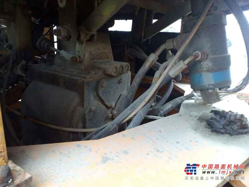 浙江出售转让二手4000小时2016年鲁工LG916装载机