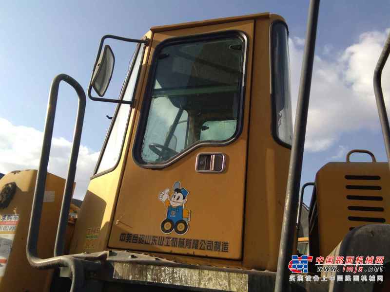 内蒙古出售转让二手2000小时2009年山工ZL50F装载机