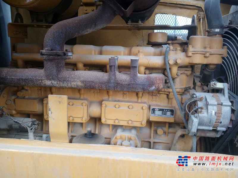 山东出售转让二手3000小时2014年山工SEM630B装载机