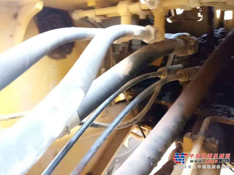 云南出售转让二手4000小时2009年柳工CLG852装载机
