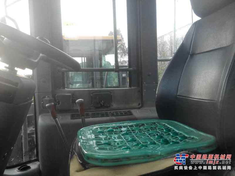 云南出售转让二手3800小时2011年临工LG953L装载机