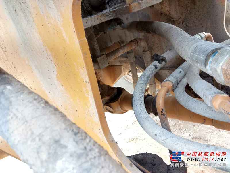 辽宁出售转让二手4000小时2011年龙工LG855B装载机