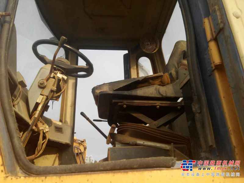 云南出售转让二手7000小时2008年龙工LG855装载机