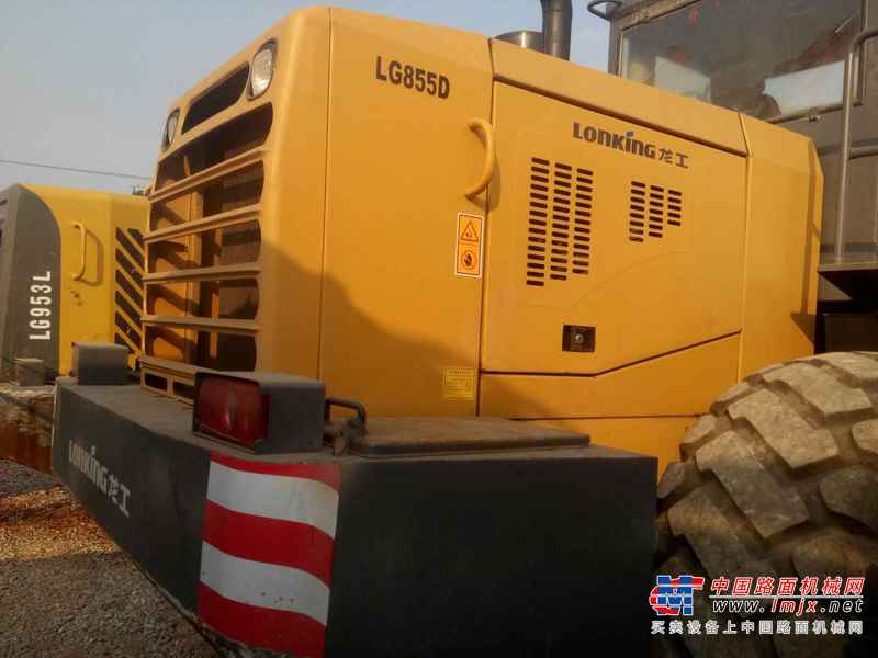 云南出售转让二手2800小时2014年龙工LG855D装载机