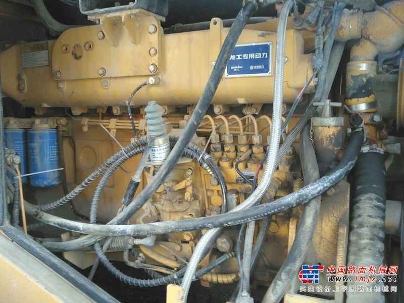 辽宁出售转让二手6000小时2011年龙工LG855B装载机