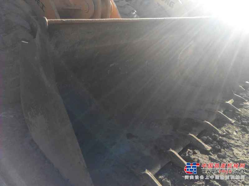 云南出售转让二手2800小时2014年龙工LG855D装载机