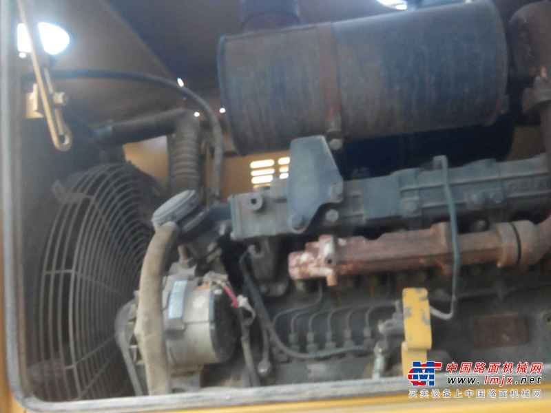 云南出售转让二手4800小时2012年龙工LG853B装载机